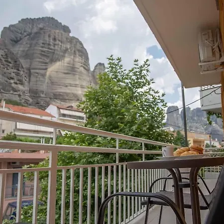 アパート House With Amazing View Of Meteora カランバカ