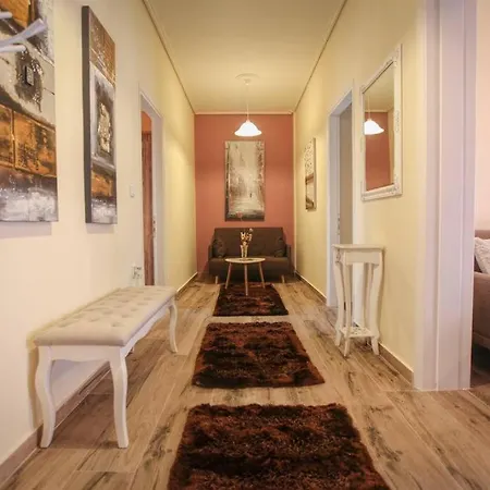 House With Amazing View Of Meteora Kalambaka